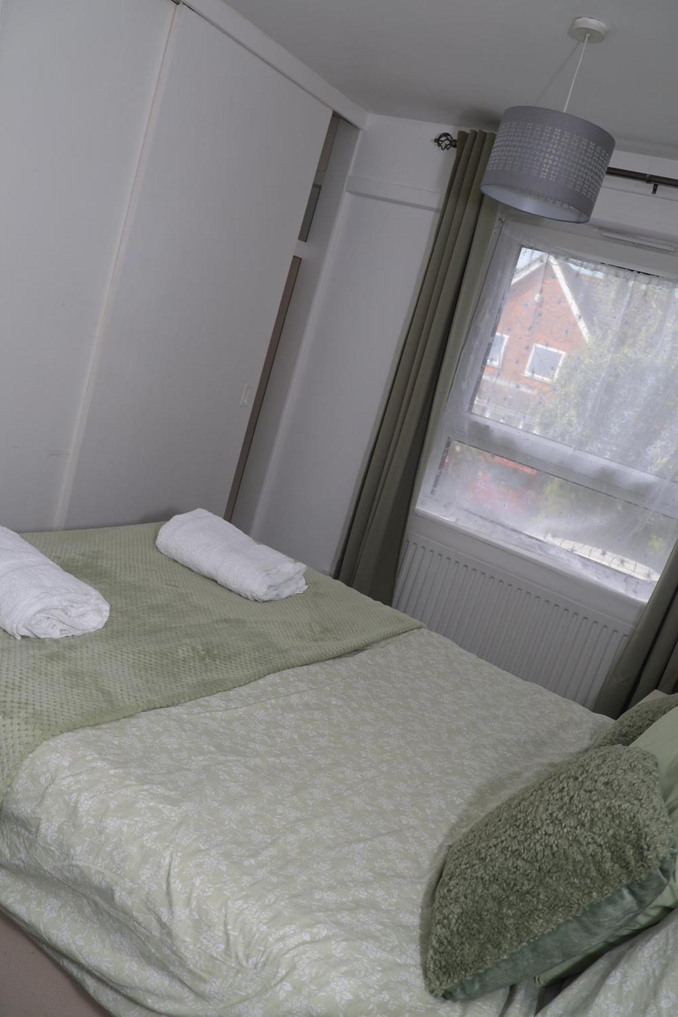 Superb 3 Bedroom Flat In Stafford Exterior foto